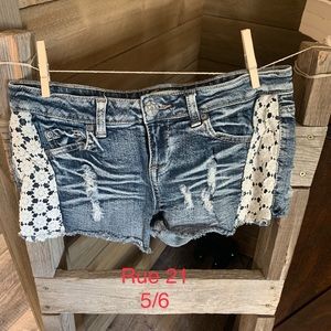 Rue 21 shorts size 5/6